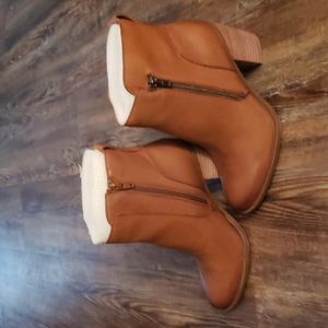 Brand NEW Naturalizer Booties